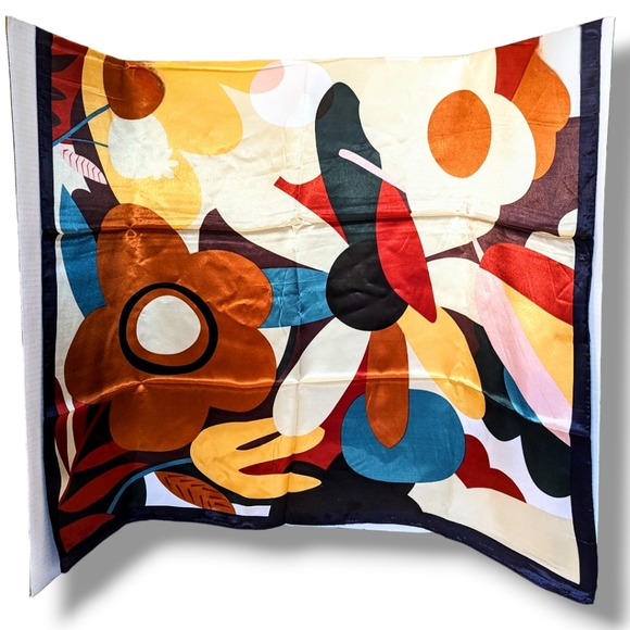 ✨NWOT Large, Lightweight Silky Scarf - Picture 4 of 4